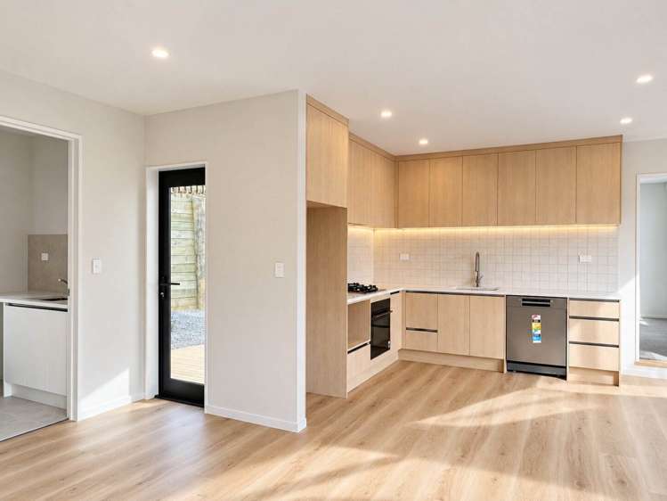 5 Hayley Court Millwater_5