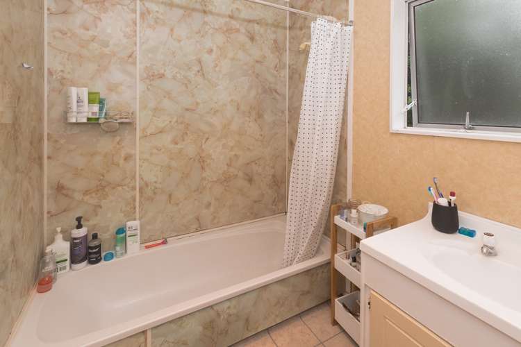 3 Leeds Street Milson_14