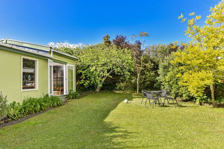 6 Creamer Avenue Belmont_16