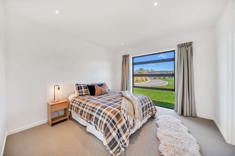 35 Paton Place Te Anau_12