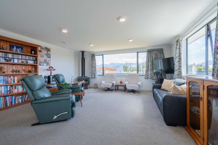 18 Orbell Crescent Te Anau_9