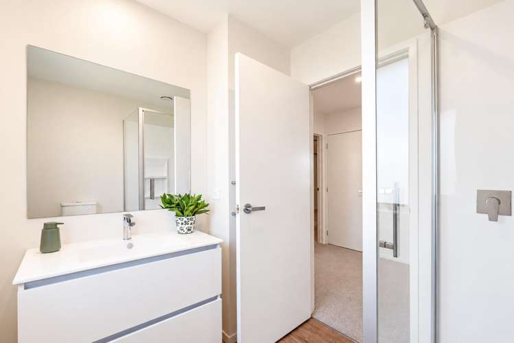 16B Atutahi Street Hurdon_18