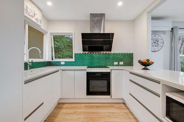 2/10 Nea Place Hillcrest_4