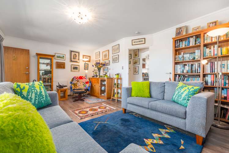 2/2 Ewenson Avenue One Tree Hill_15