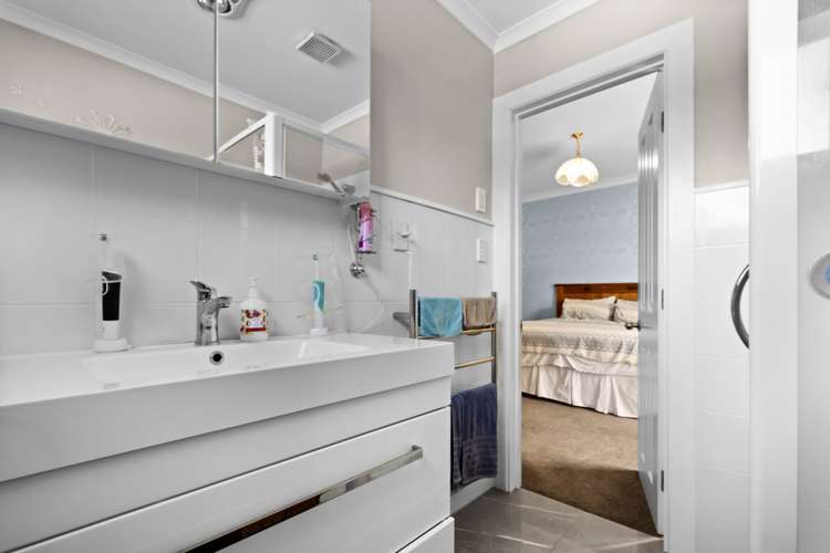 204a Tukapa Street Westown_9