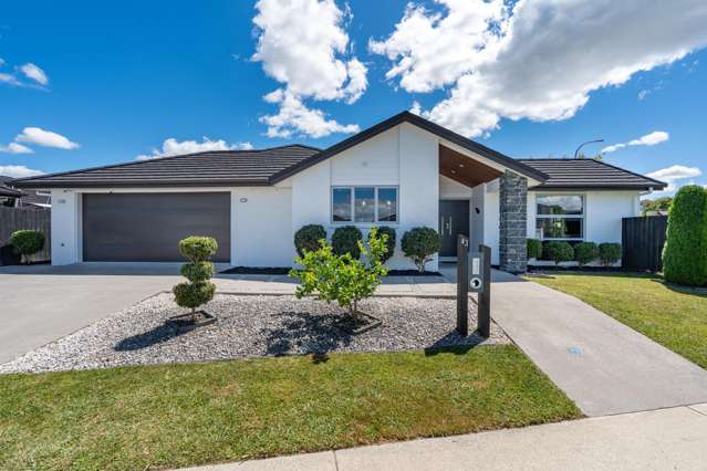 Prime Location, Premium Lifestyle !