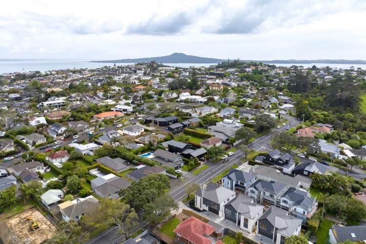 73 Kesteven Avenue Glendowie_12