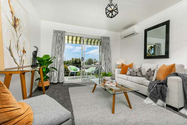 2/7 Willis Street Torbay_1