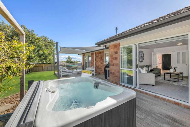 9 Gibbia Way Beachlands_32