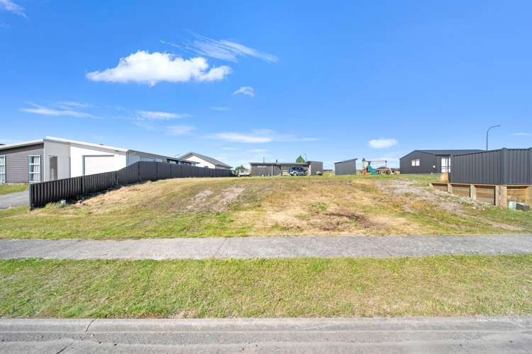 20 Hidden Lakes Avenue_5