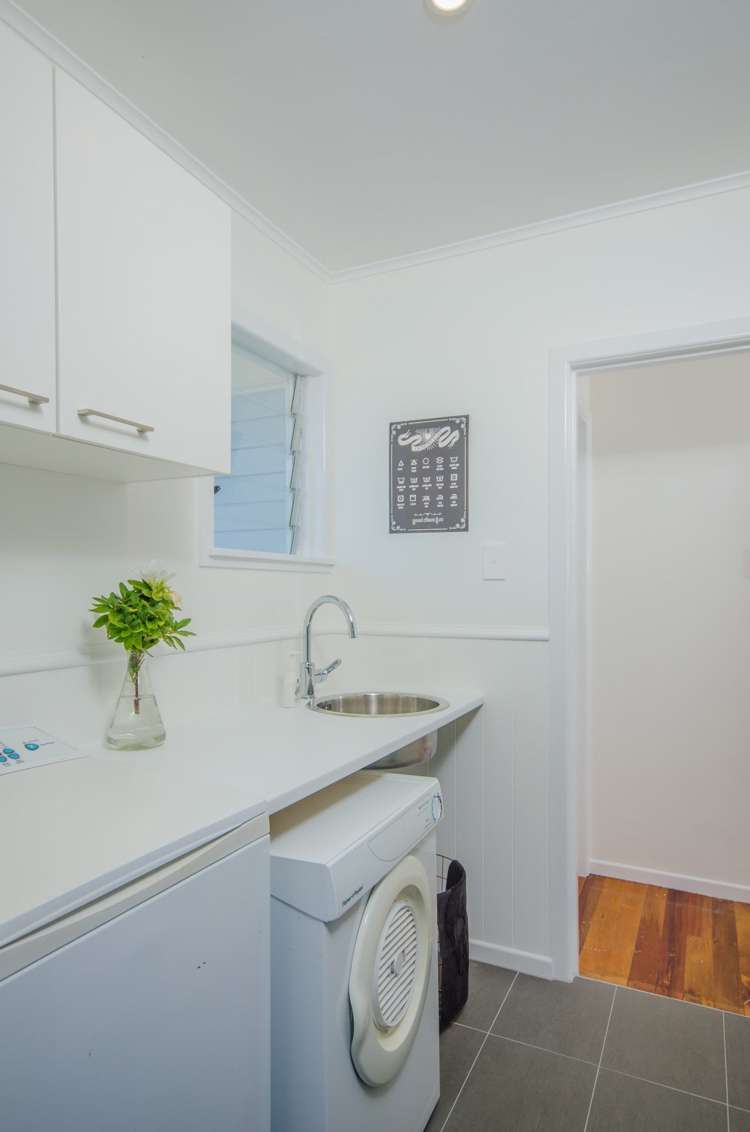 17 Kohekohe Street New Lynn_13