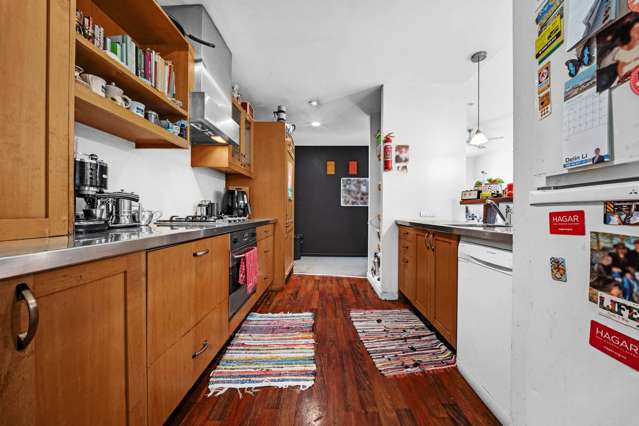 274 Royal Road Massey_4