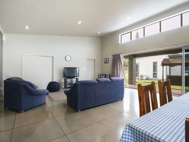 3 Surfers Avenue Waihi Beach_5