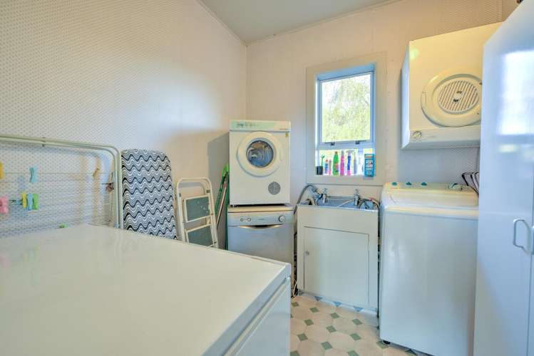 93 Seaward Road Edendale_16