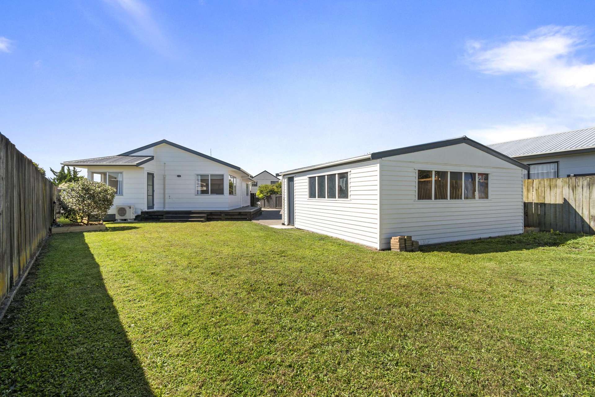 35 Jupiter Street Milson_0