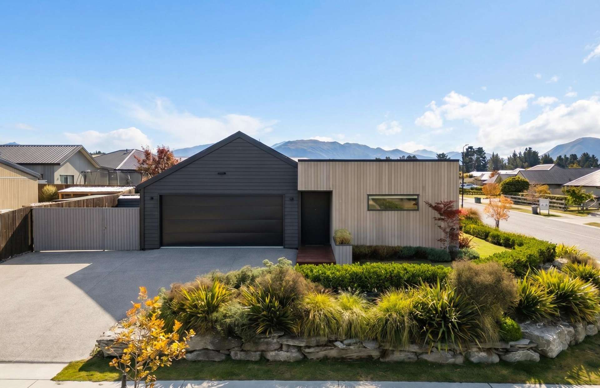 12 Pounamu Avenue Wanaka_0