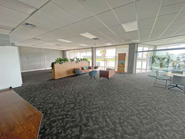 Bishop Dunn Place Flat Bush_4