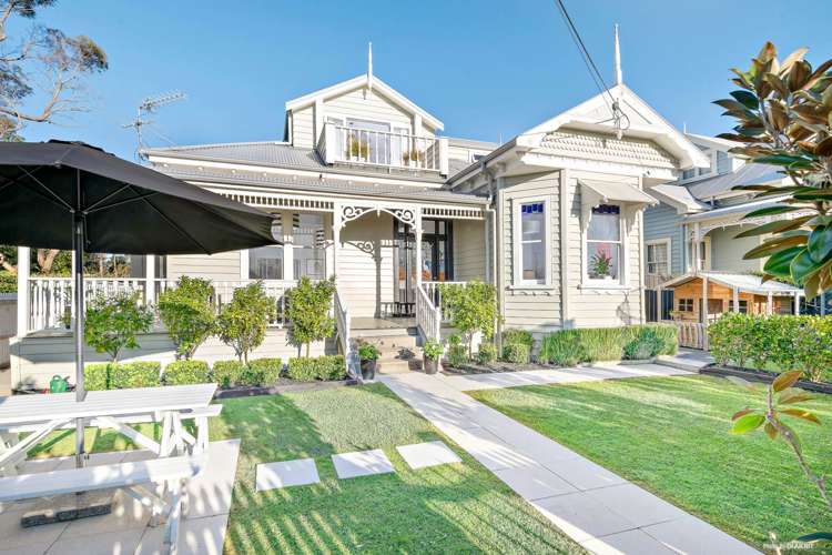 30 Russell Street Stanley Point_18