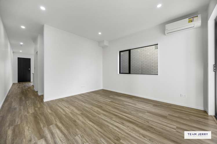 36 Stableford Crescent Opaheke_9