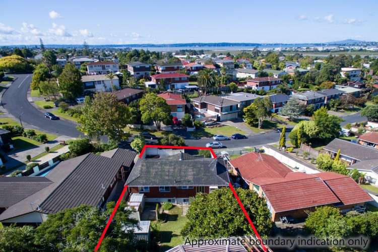 21 Nui Mana Place Te Atatu South_23