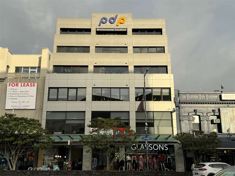 235 Broadway_0