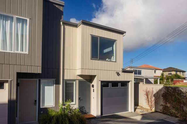 Contemporary Comfort in "The Gables"