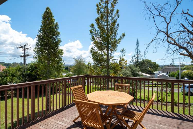 277 Glengarry Road Glen Eden_17