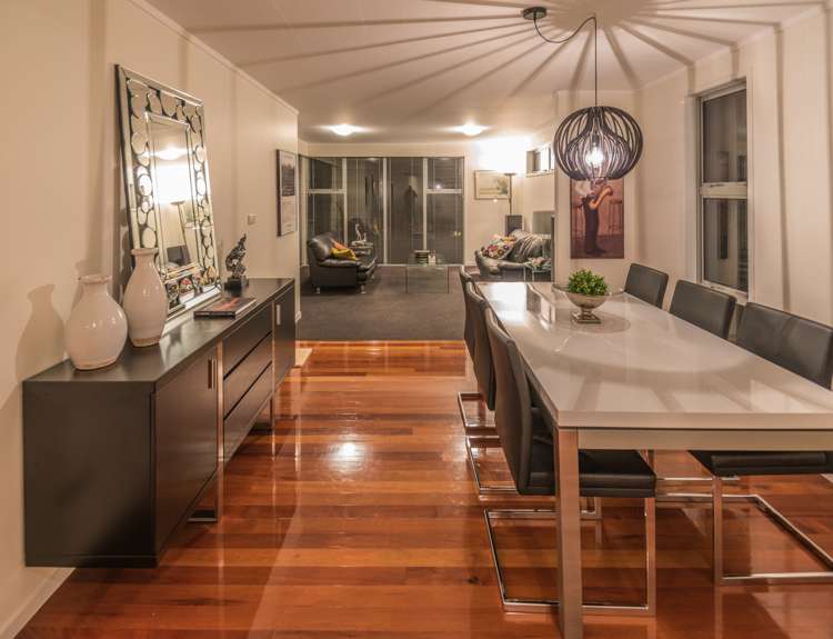 8 Montgomery Crescent Cockle Bay_6