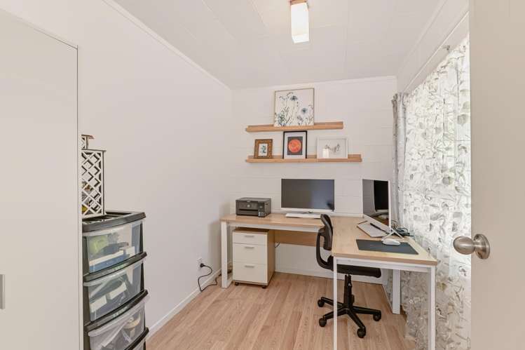 21A Carlton Terrace Westown_10