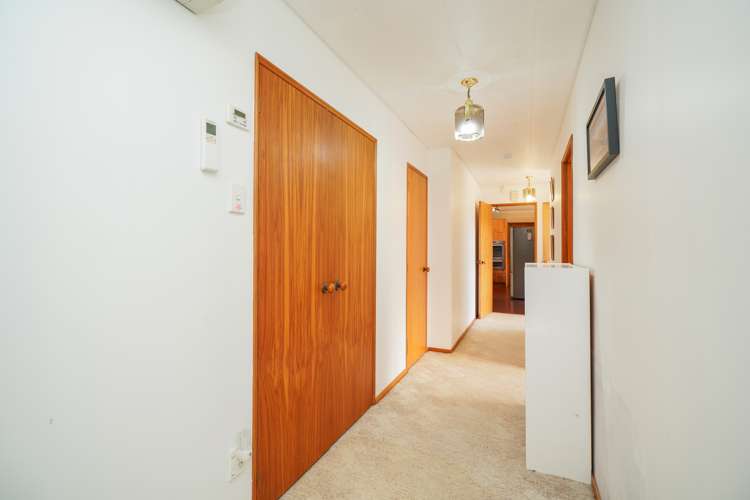 169 Queens Drive Richmond_12