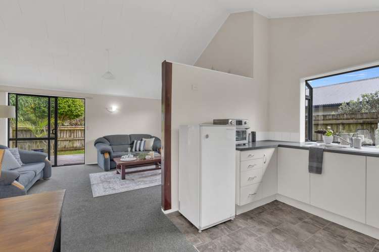 16 Tamure Place Ruakaka_8