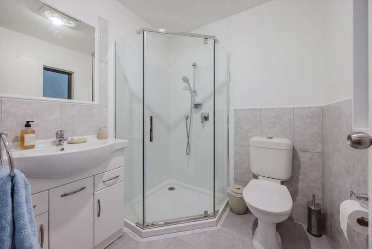 147 Keri Vista Rise Papakura_10