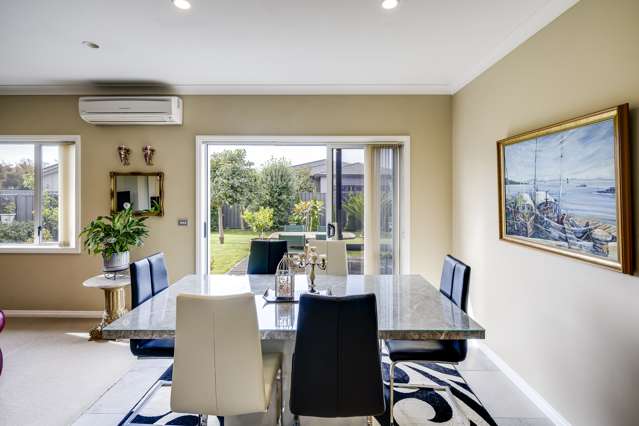 11 Heynes Place Clive_1