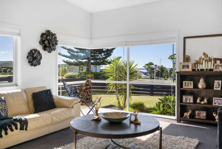 1 Liberty Crescent Beachlands_14