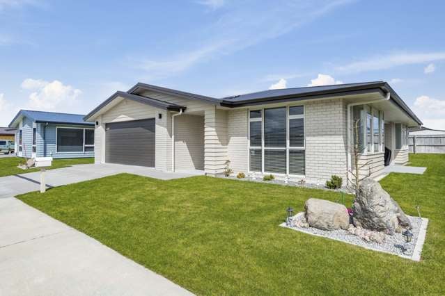 33 Noumea Drive Rangatira Park_1