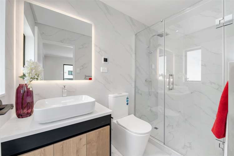 14 Koromeke Street Flat Bush_24