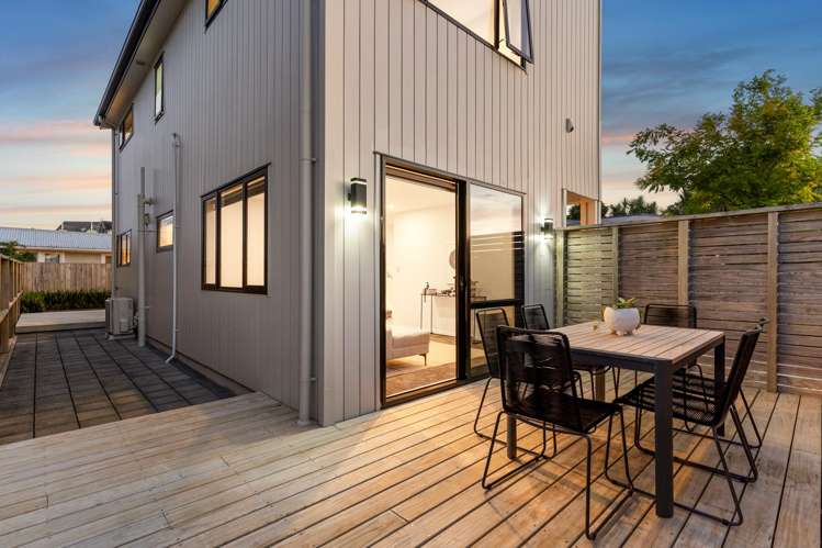 4 Crieff Place Te Atatu Peninsula_15