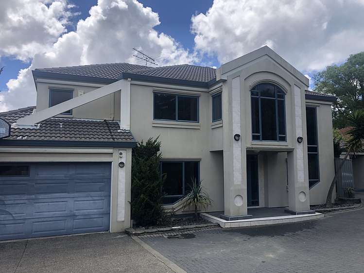 11 Ian Marwick Place Birkenhead North Shore City Houses for Rent