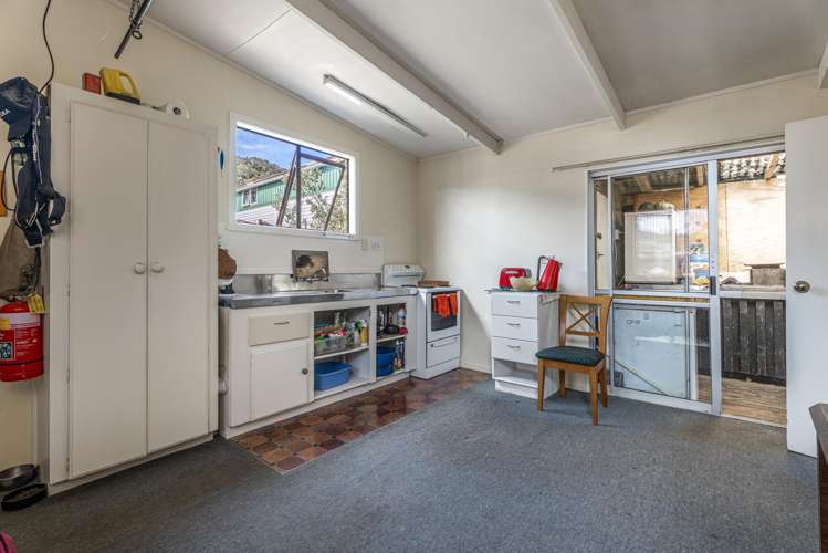 28 Tahi Road Ostend_16