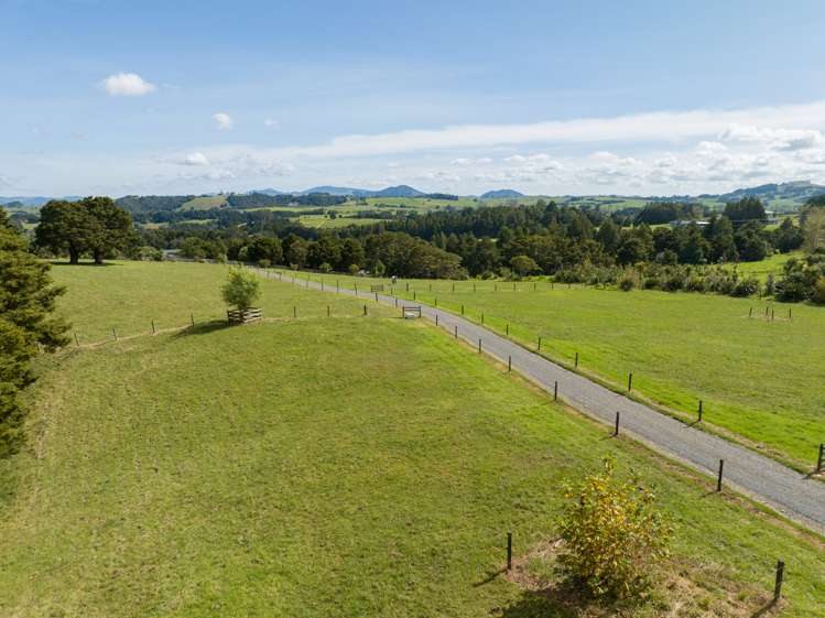 21b Pearson Road Maungatapere_12