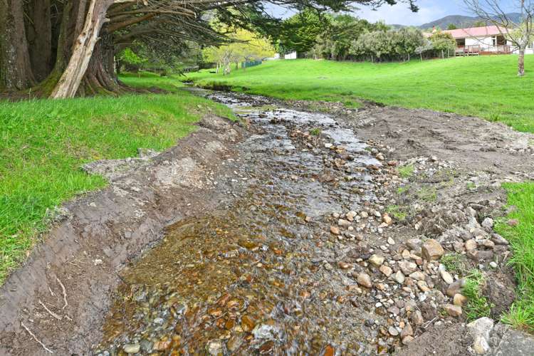 235 Marchant Road Kaitoke_18