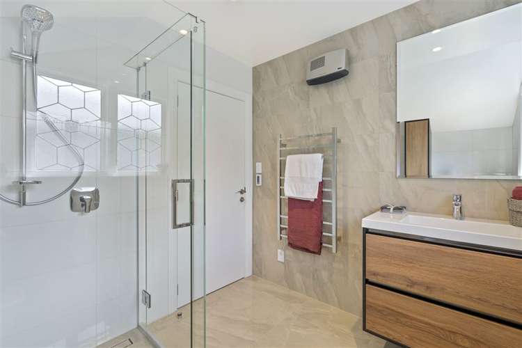 108 Glandovey Road Strowan_15