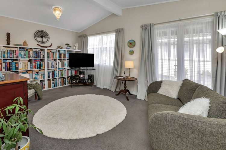 191 Great North Road Kamo_14