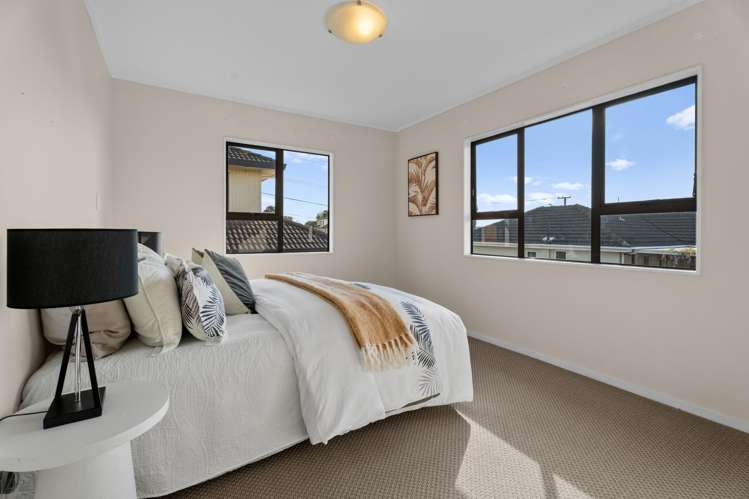 2/284 Richardson Road Mt Roskill_8