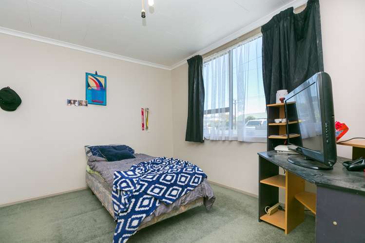 8 Harris Street Waitara_18