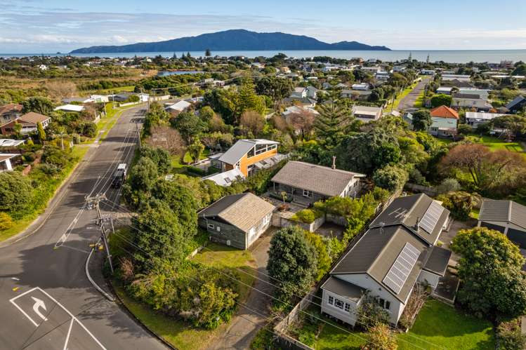 47 Waimea Road Waikanae Beach_24