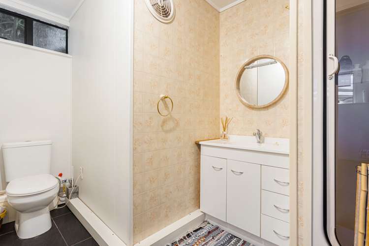 24 Granville Drive Massey_16