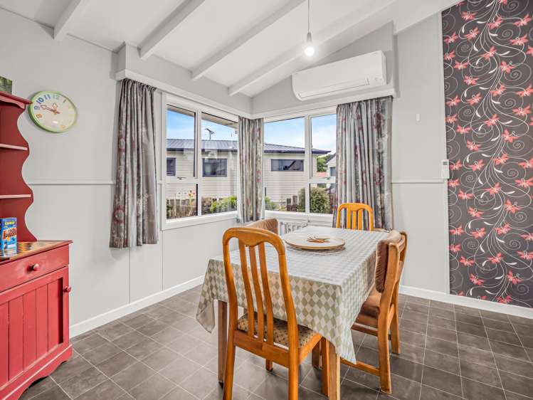 23 Royal Terrace Owaka_6