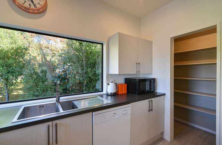 160 Fernhill Road Fernhill/Sunshine Bay_17