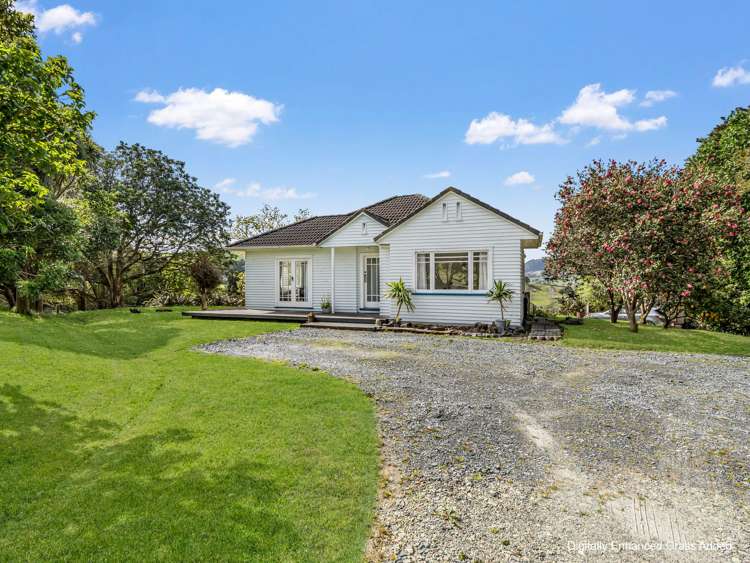 26 Puriri Glade Maungaturoto_22